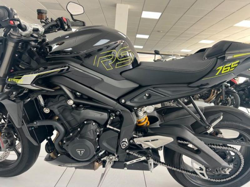 TRIUMPH  Street Triple RS, Sapphire Black