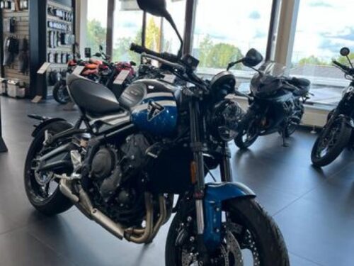 TRIUMPH  Trident 660, Cobalt Blue