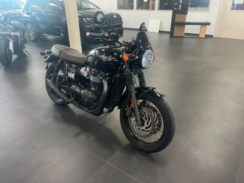 TRIUMPH  Bonneville T120, Jet Black