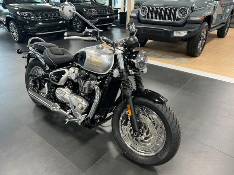 TRIUMPH  Bonneville Speedmaster Icon Edition, Sapphire Black Aluminium Silver