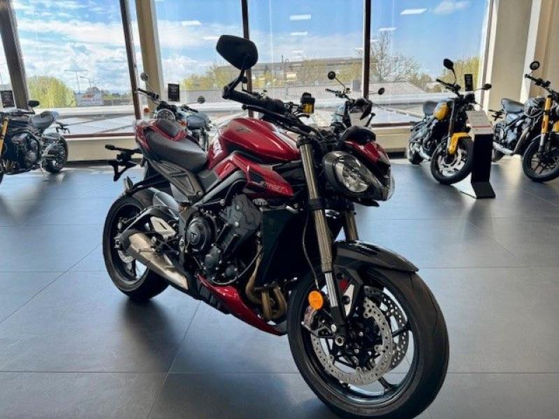 TRIUMPH  Street Triple 765 RS, Carnival Red