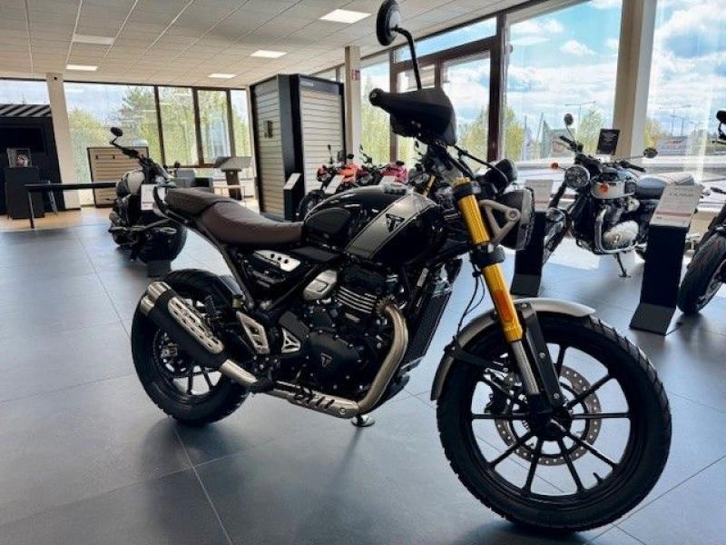 TRIUMPH  Scrambler 400X, Phantom Black / Silver Ice